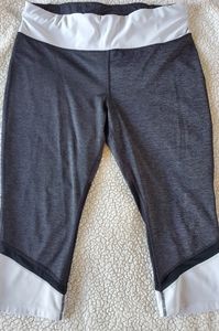 Xersion capri leggings XL